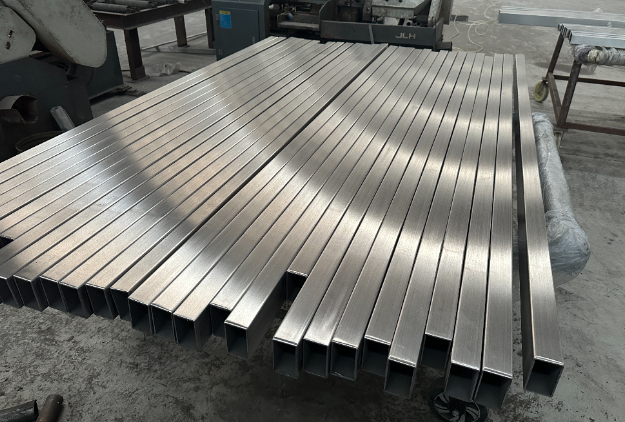 金昌不锈钢方管