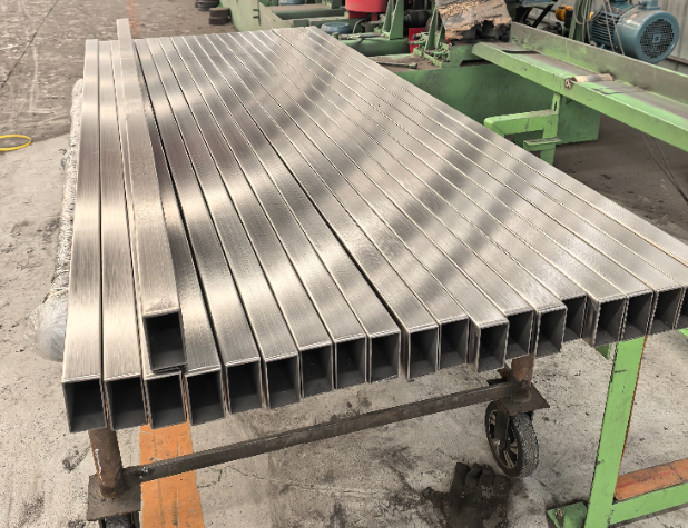 金昌方管 矩形管 无缝方管生产厂家